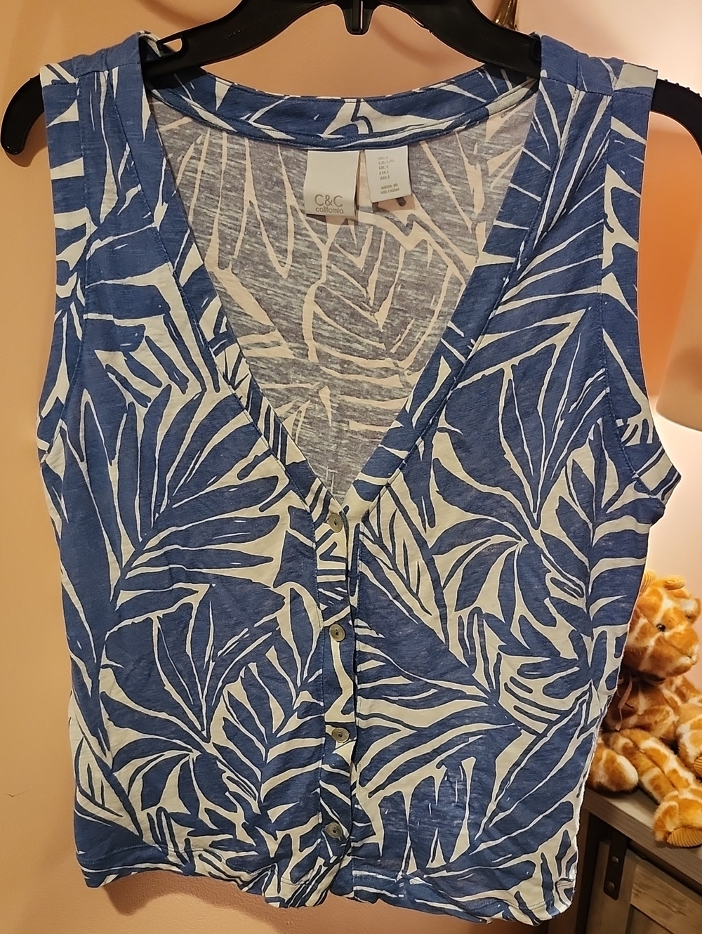 C&C California Blue and White Tropical Leaf V-Neck Button Tank